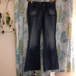 YMI premium denim flare jeans dark blue jeans great pockets sz 11